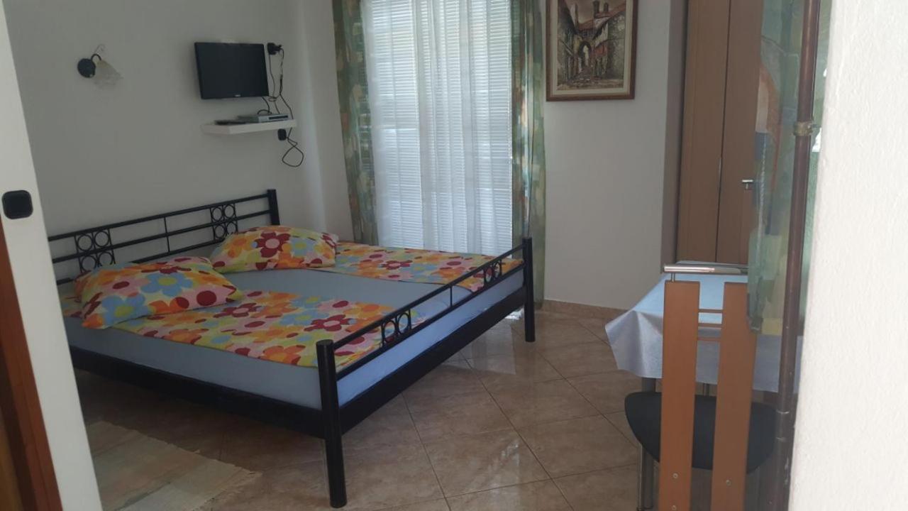 פורץ Apartment Fabic מראה חיצוני תמונה